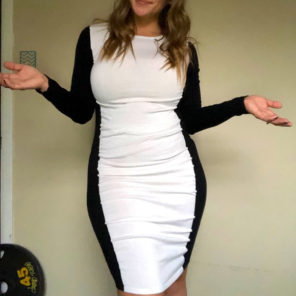 Express 2Color BodyCon - Picture 2 of 6